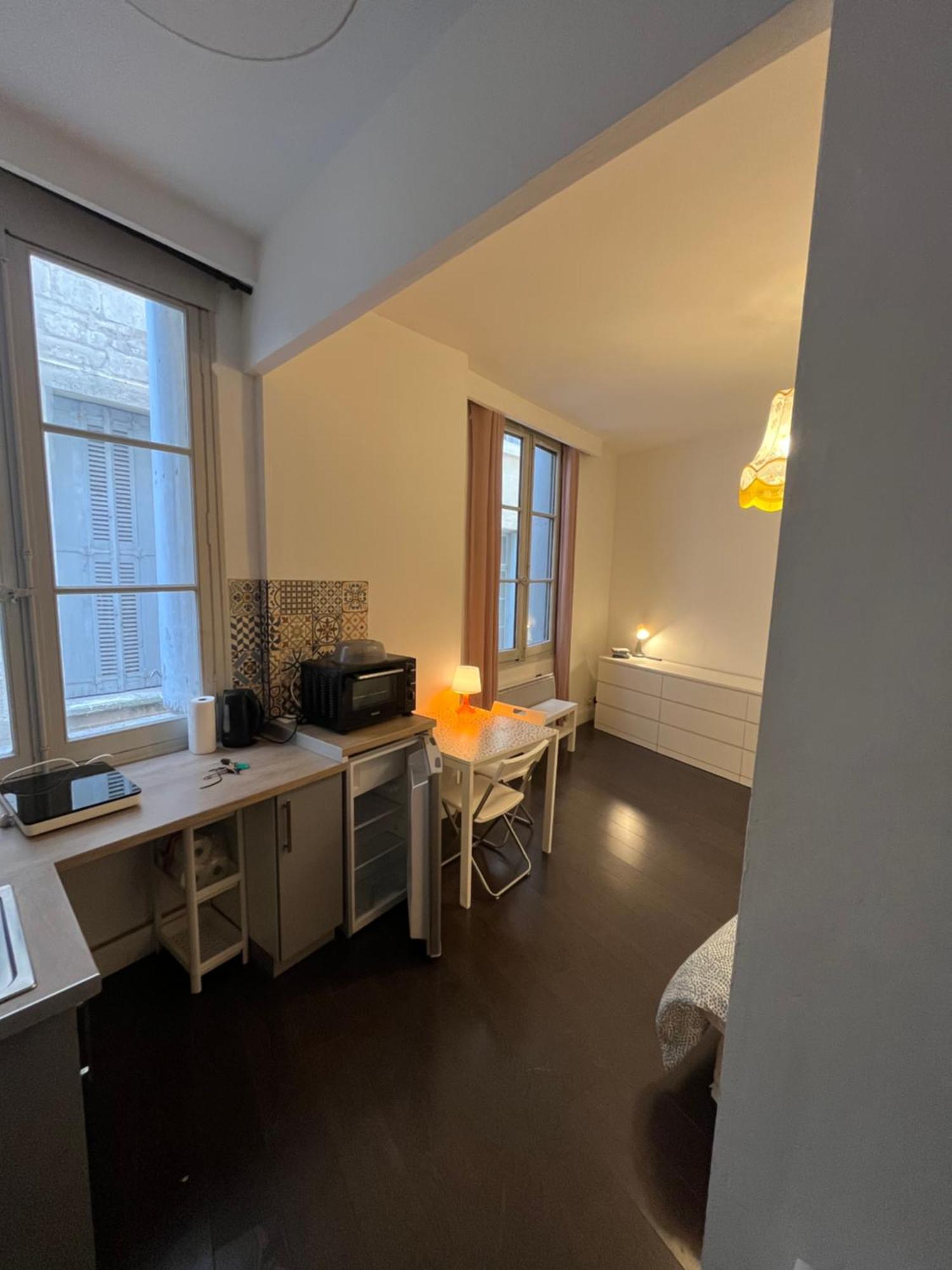 Appartement Joli Studio Zone Pietonne à Montpellier Extérieur photo